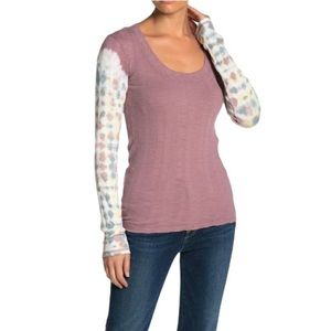 We the free top 💕